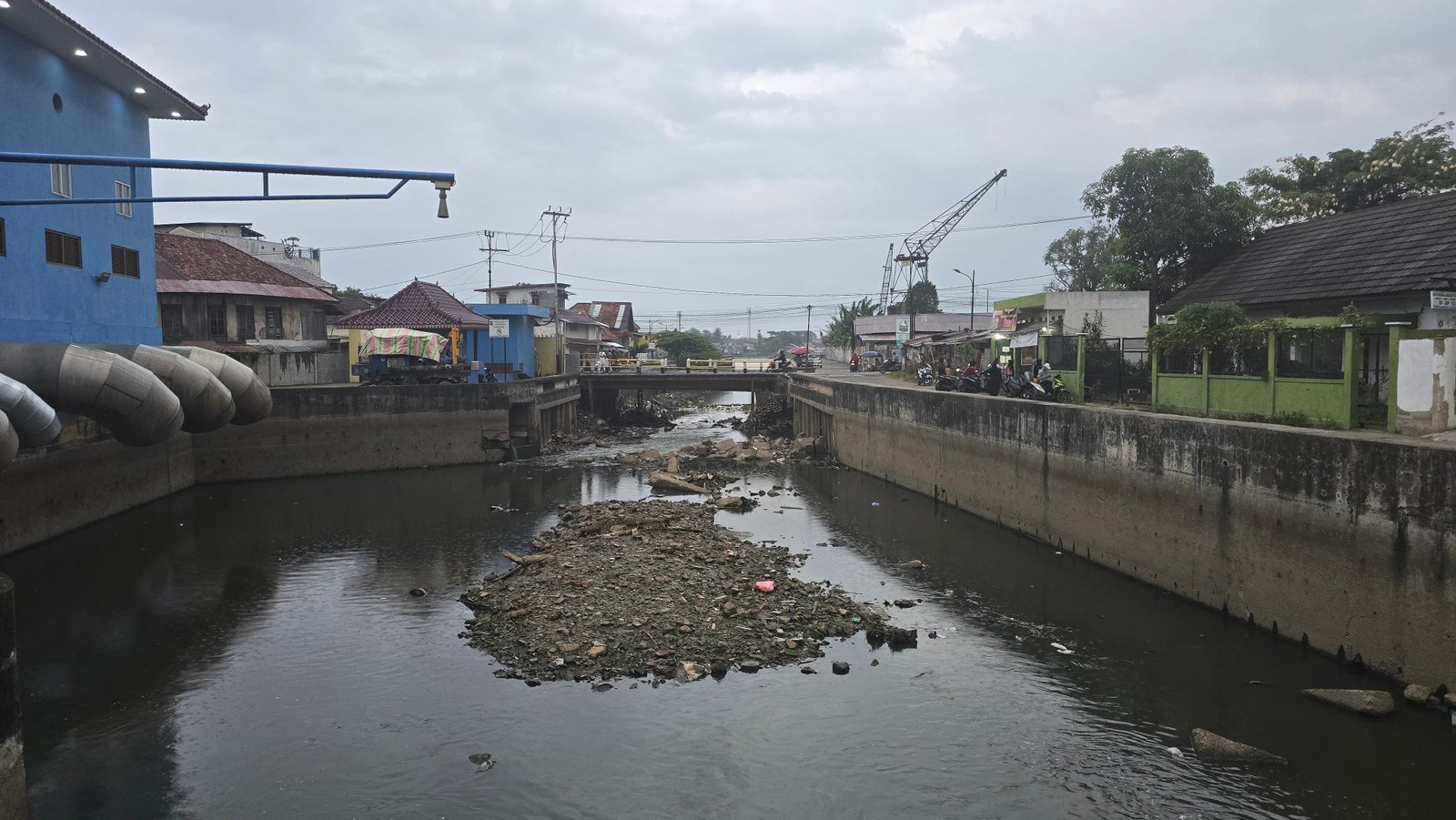Foto Sungai Sungai Bendung di 13 Ilir, Ilir Timur I, Kota Palembang, Sumatera Selatan