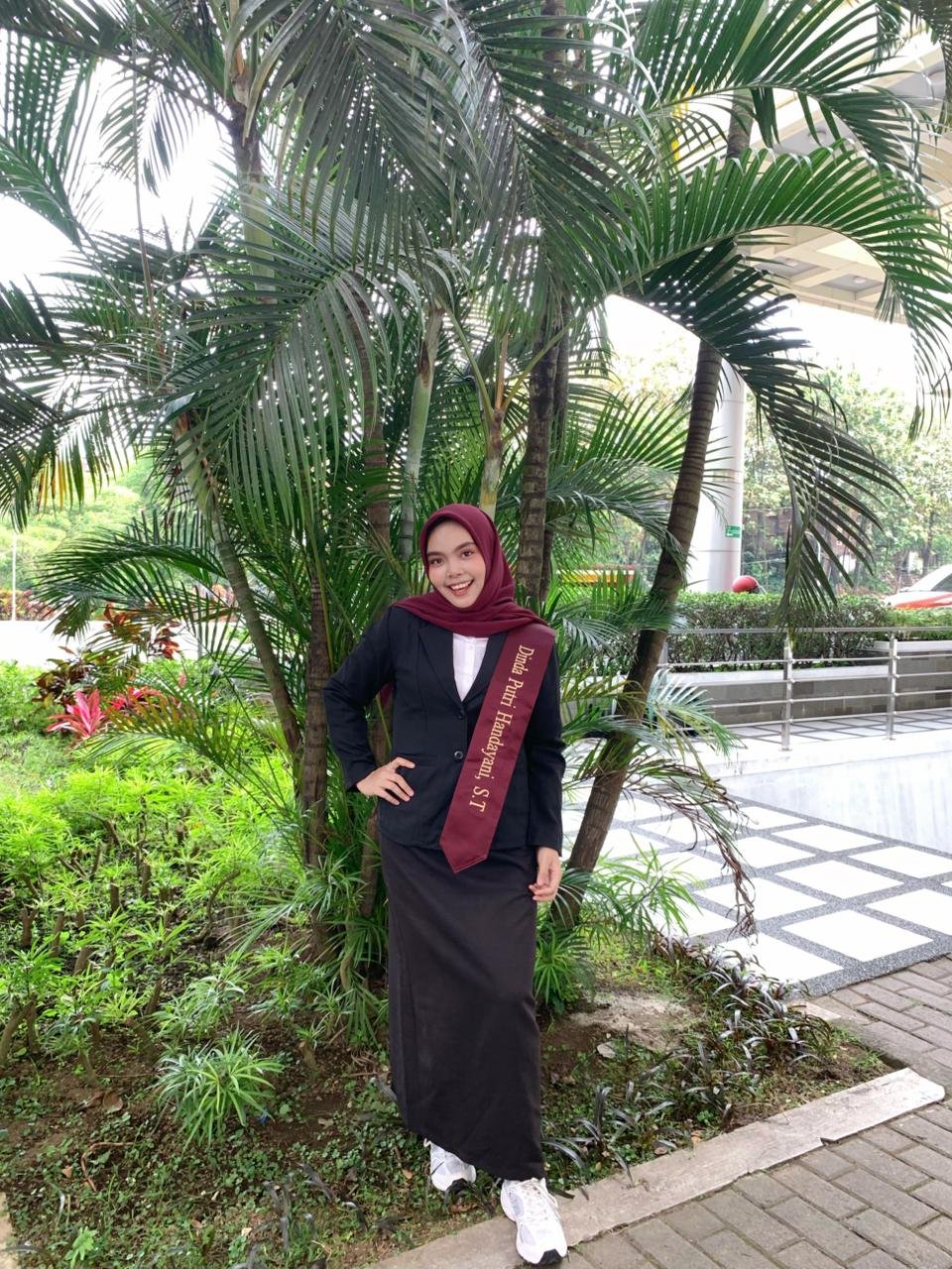 Foto dinda putri handayani